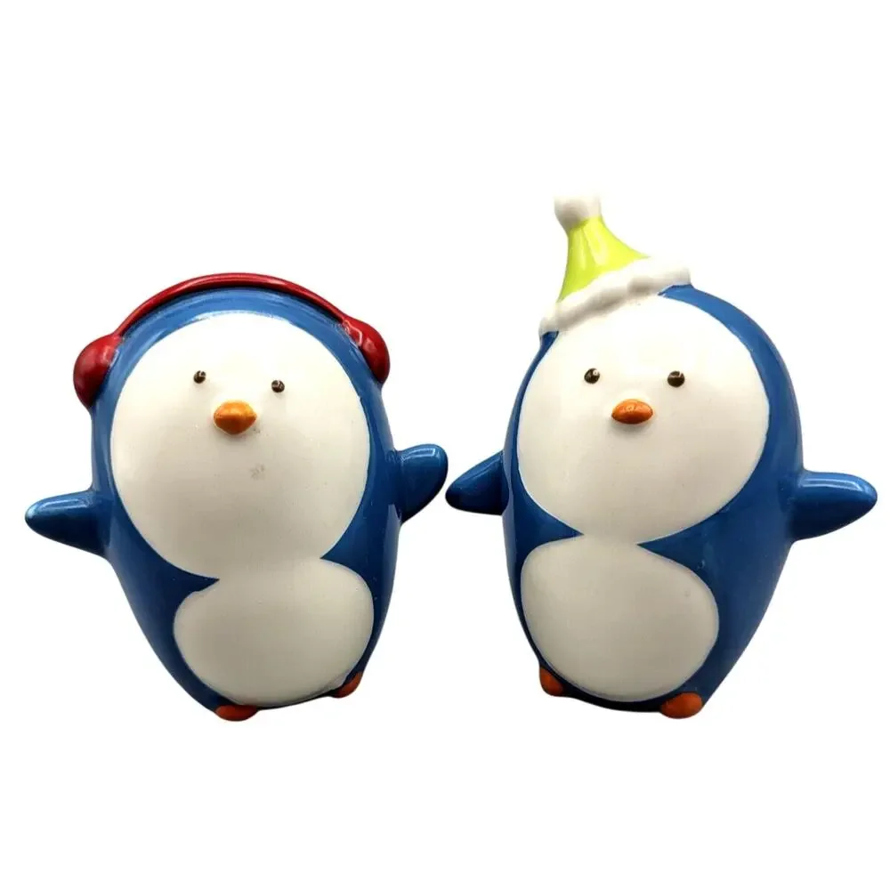 Blue White Penguin Salt Pepper Shakers 4